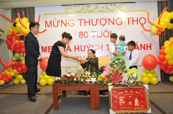 Người cao tuổi trên địa bàn tỉnh Đắ Lắk được chúc thọ, mừng thọ đến 1.500.000 đồng