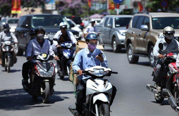Bị phạt tới 2 triệu đồng khi sử dụng điện thoại tham gia giao thôn