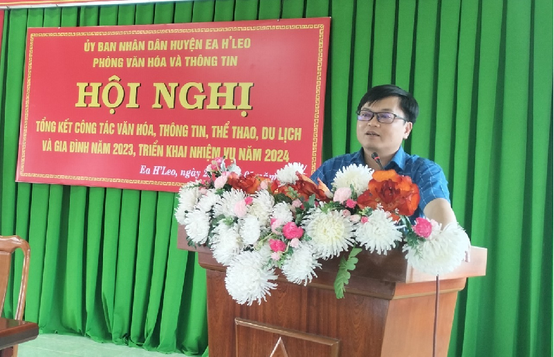 Hội nghị tổng kết công tác văn hóa, thông tin, thể thao, du lịch và gia đình năm 2023