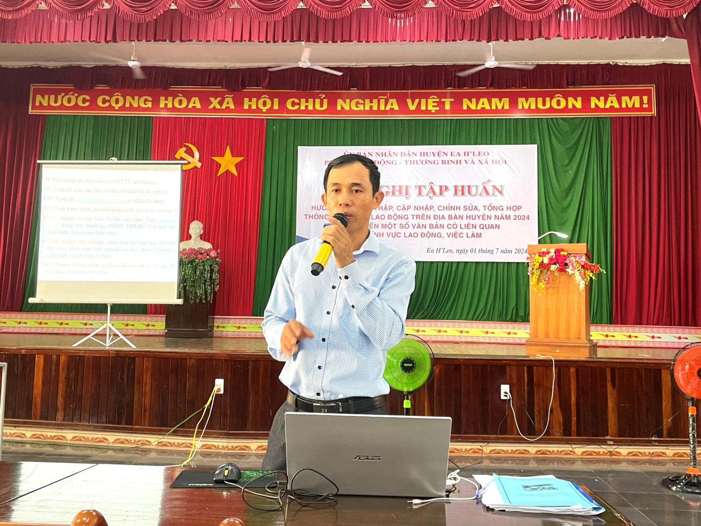 Hội nghị tập huấn hướng dẫn thu thập, cập nhật, chỉnh sửa, tổng hợp thông tin về người lao động