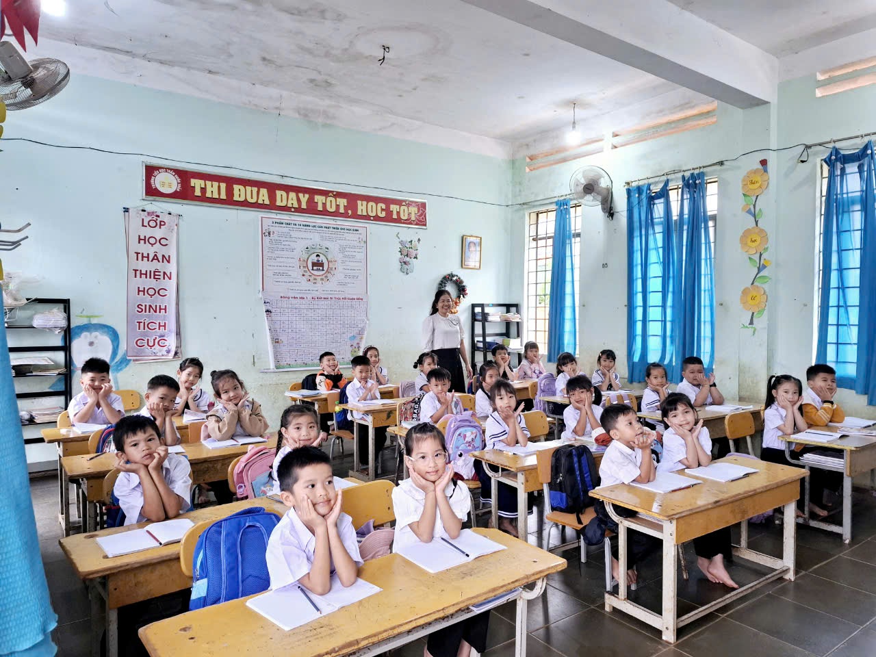 Gần 30 nghìn học sinh huyện Ea H’Leo hân hoan ngày tựu trường