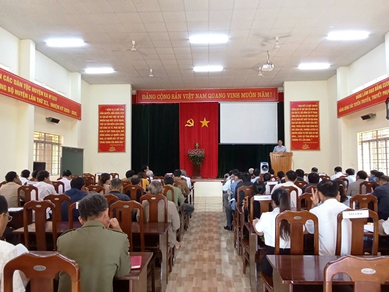 Khai giảng lớp Bồi dưỡng lý luận chính trị và nghiệp vụ công tác dân vận, công tác tôn giáo cho cán bộ dân vận cơ sở khóa II năm 2024