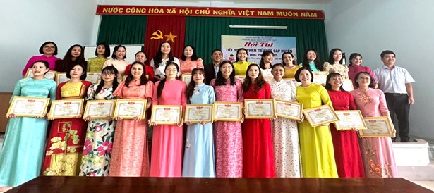 Hội thi Tiết đọc thư viện Giỏi tiểu học cấp huyện năm học 2024-2025