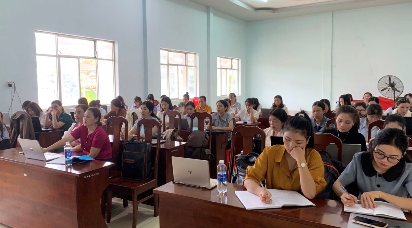 Hội nghị tập huấn chuyên môn, bồi dưỡng thường xuyên cho cán bộ quản lý, giáo viên bậc Mầm non năm 2024