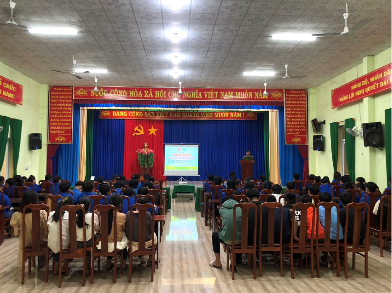 Huyện đoàn Ea H’Leo tổ chức sinh hoạt Cụm Chi đoàn