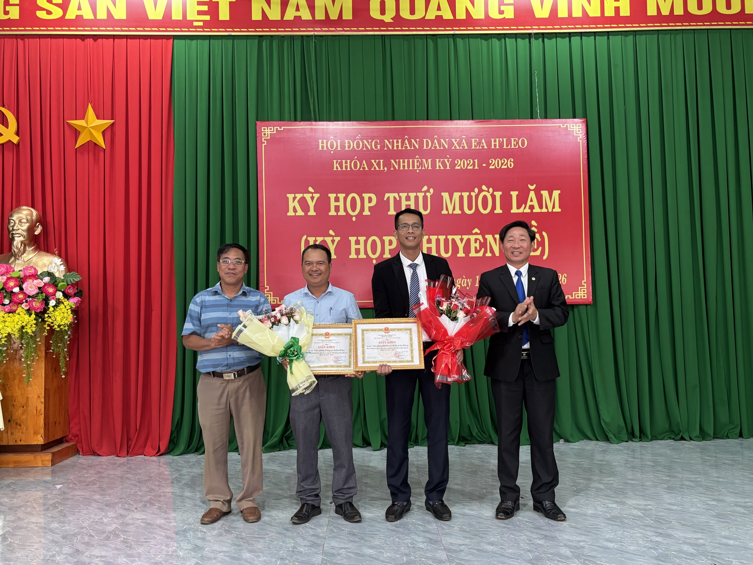 z7613351615882_4ecc0a8e6726e582b837821ad78d50fa