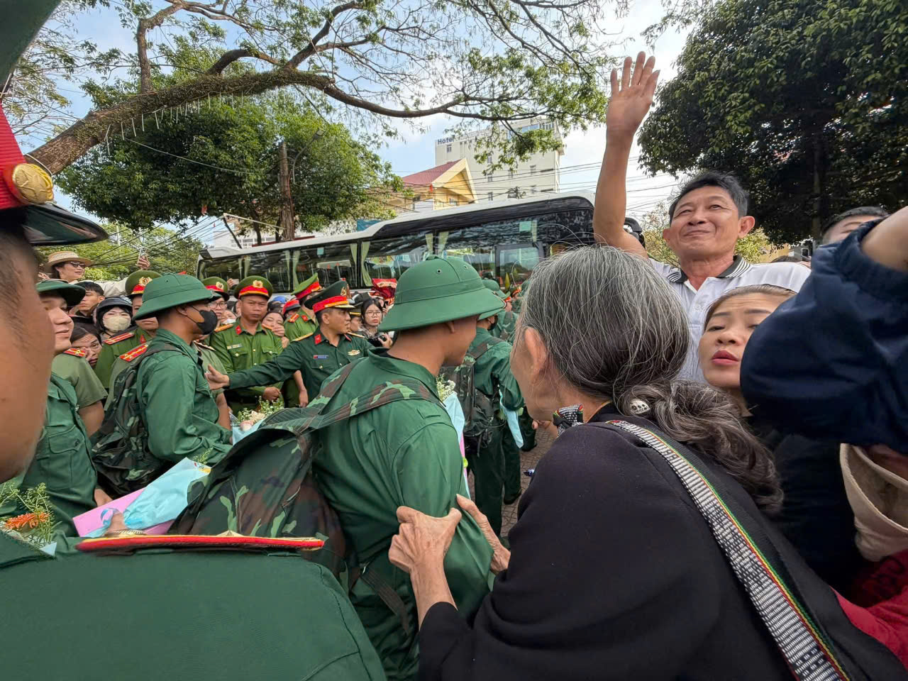 z7585816082136_c7da13c48bb401dcbda39f71f29626c5