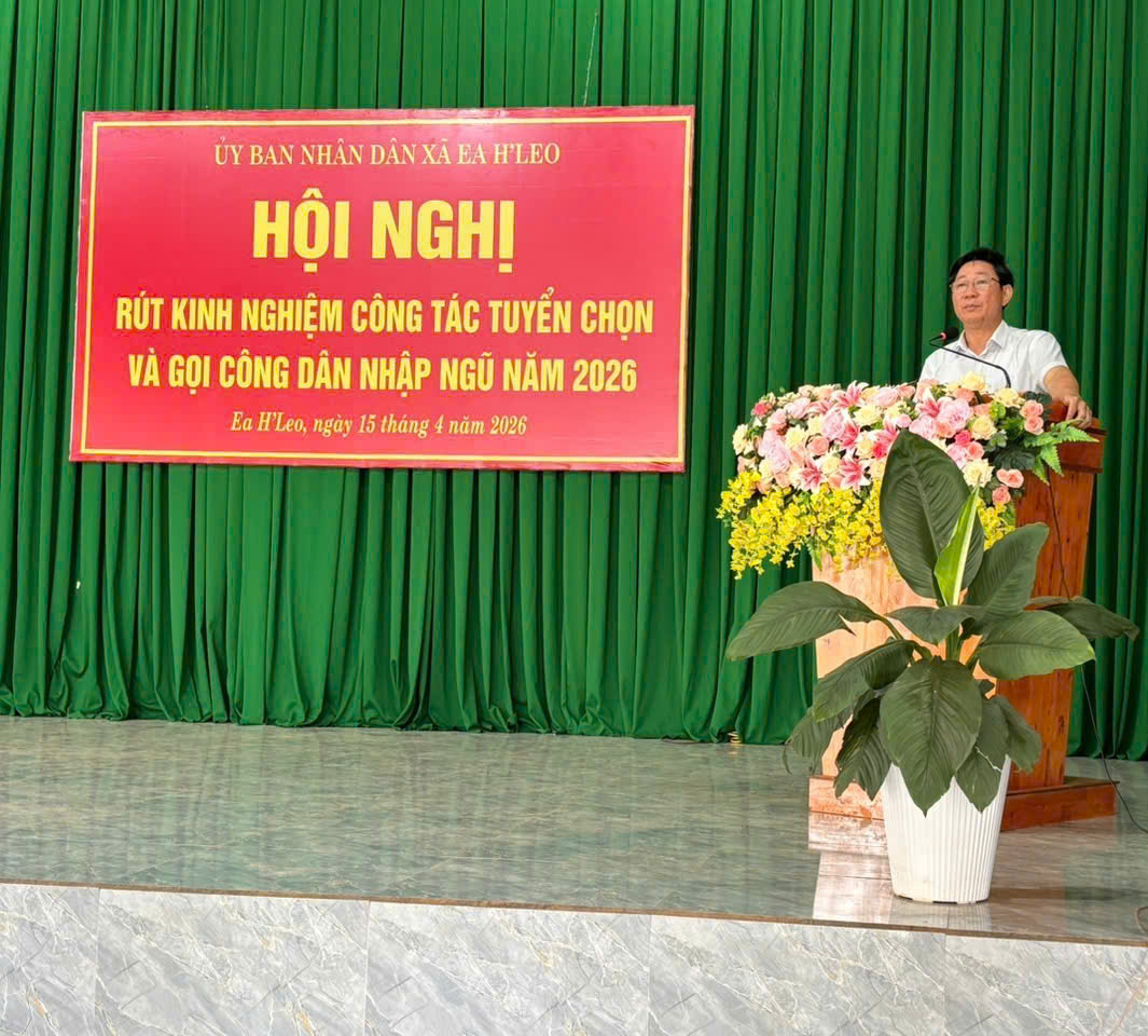 z7727482334614_0e5adeb7d8403713337054755163c29c