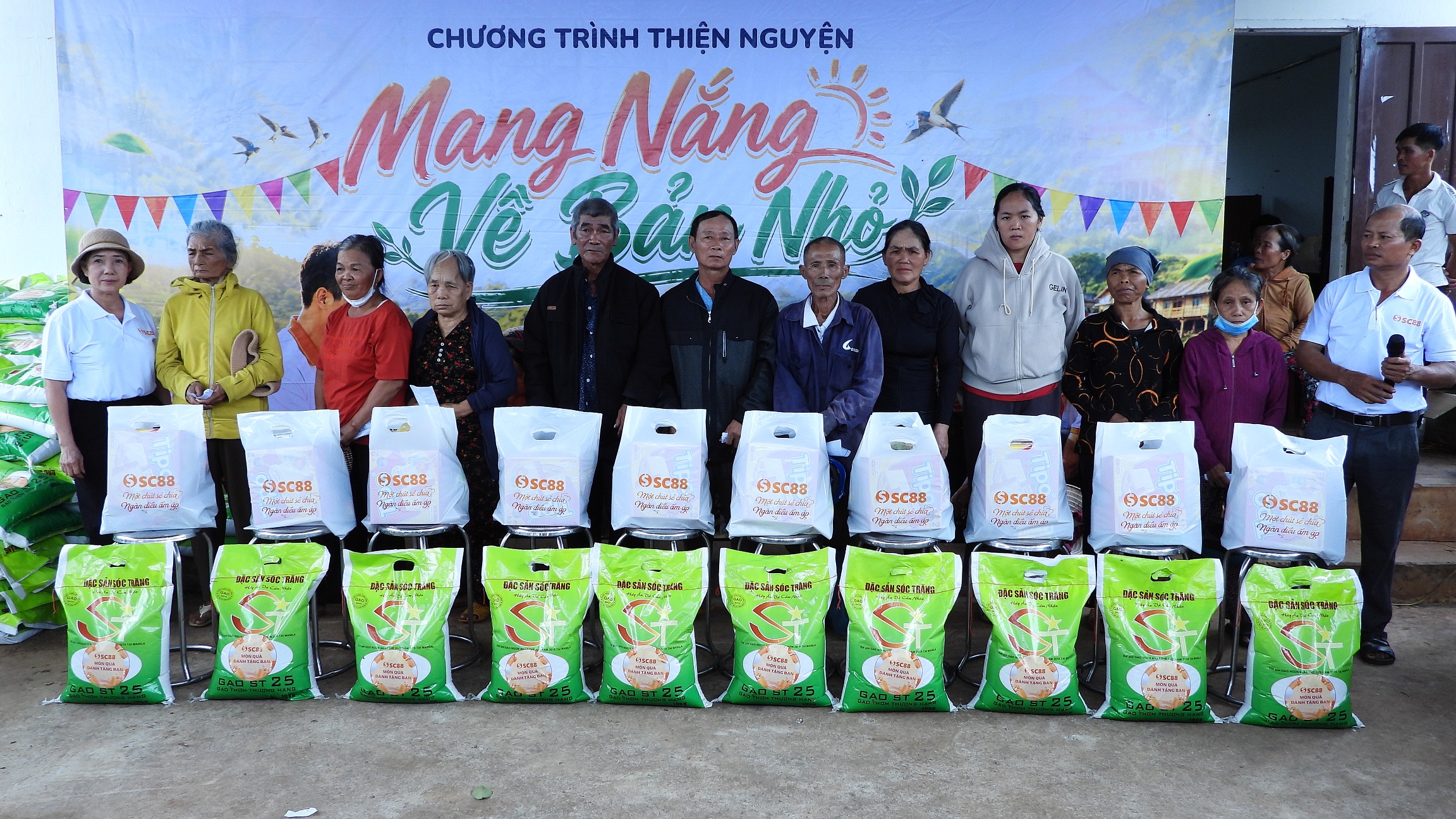 Chương trình thiện nguyện hỗ trợ người dân khó khăn xã Ea H’Leo