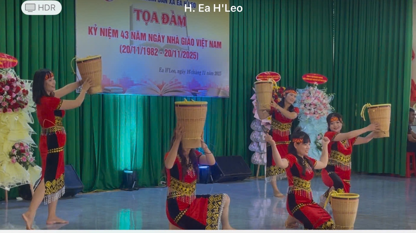 z7231806145465_a2a872cf7808d8df04284ac08f0b96c3