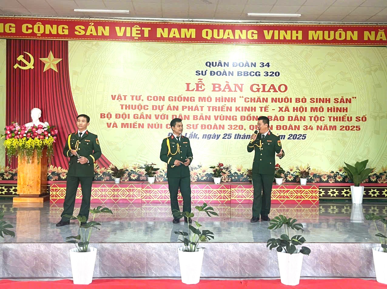 z7362927241935_c9bd5348377bdbe3d5e4f96927a1c33c